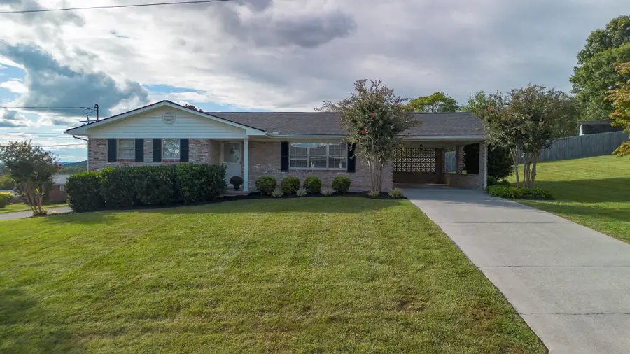 3362 Emerald Avenue, Morristown, TN 37814 - #2