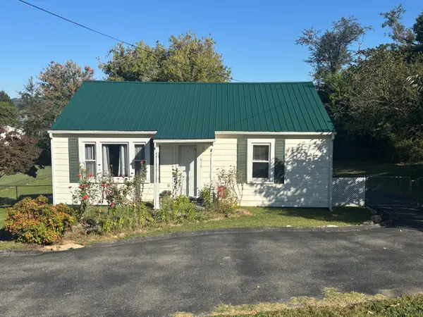 910 Lennie Avenue, Morristown, TN 37813