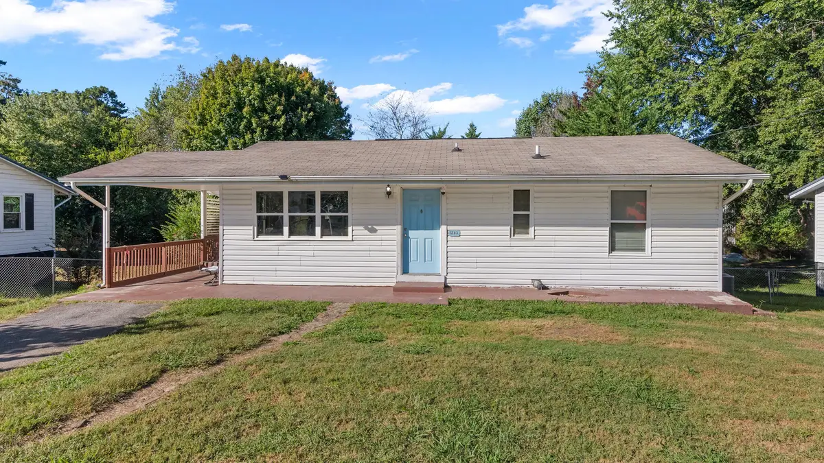 1327 Carmichael Street, Morristown, TN 37814 - #1