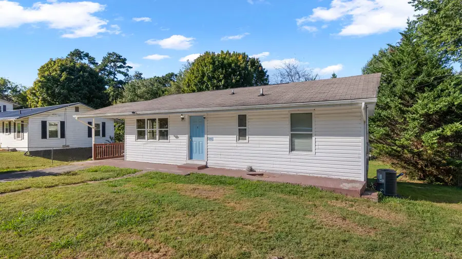 1327 Carmichael Street, Morristown, TN 37814 - #3