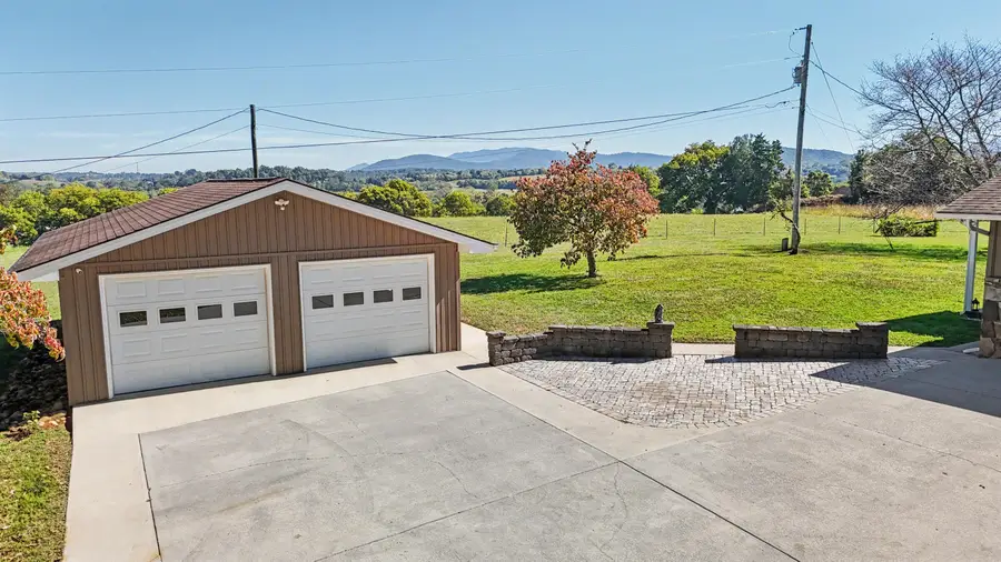 1545 Ernest Mcmahan Road, Sevierville, TN 37862 - #3