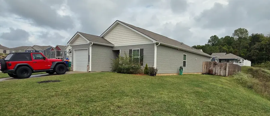 2068 Southwood Circle, Morristown, TN 37814 - #2