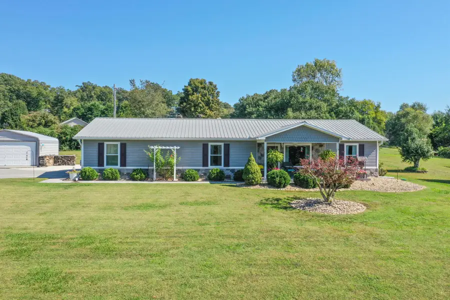 1101 Sunshine Drive, Dandridge, TN 37725 - #2