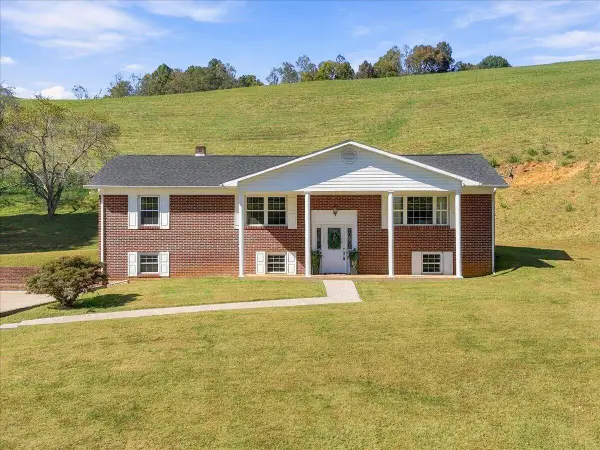 216 Ron Trent Road, Sneedville, TN 37869
