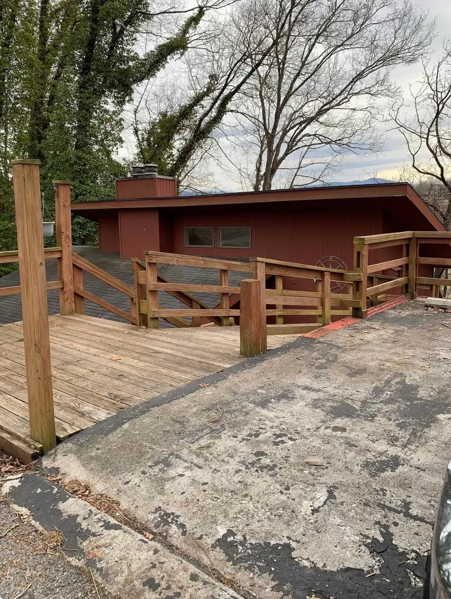 233 Clifton Heights Road, Newport, TN 37821 - #2