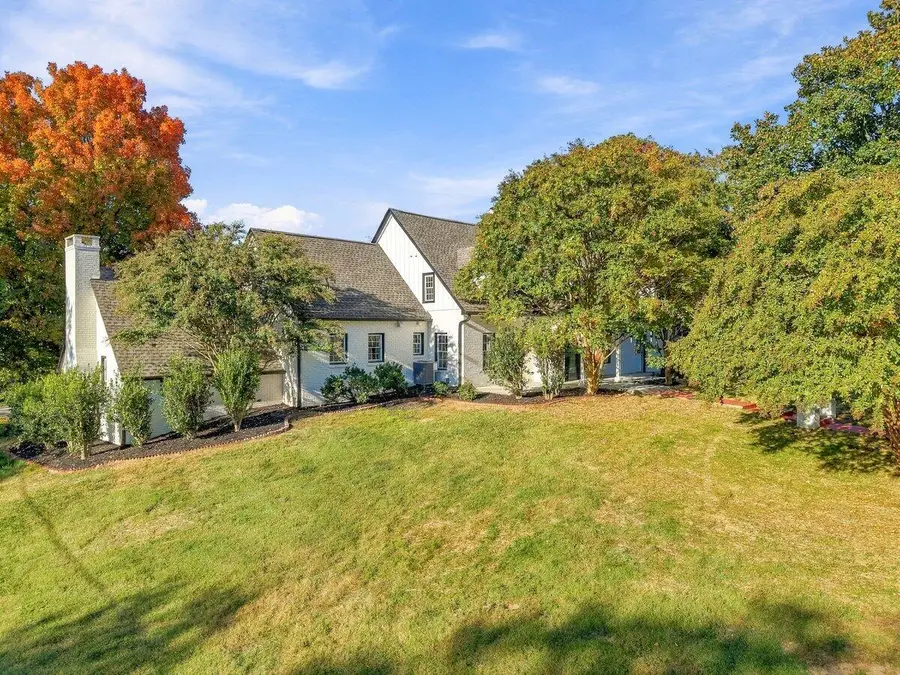 1216 Ridgecrest Street, Morristown, TN 37814 - #2
