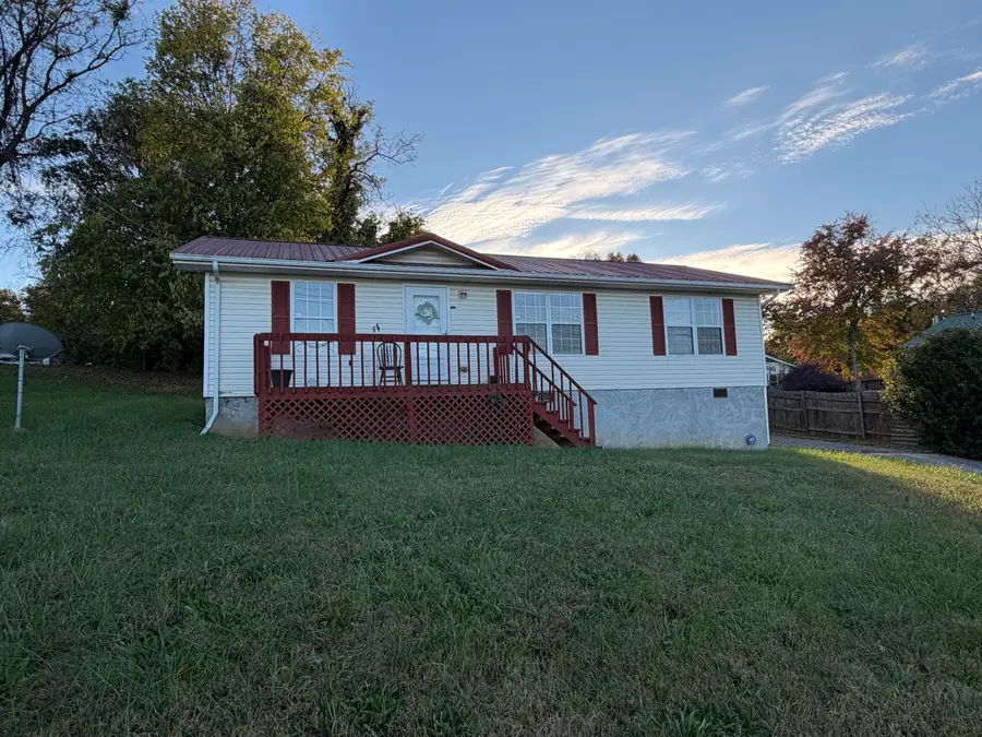 1143 N Henry Street, Morristown, TN 37814 - #3