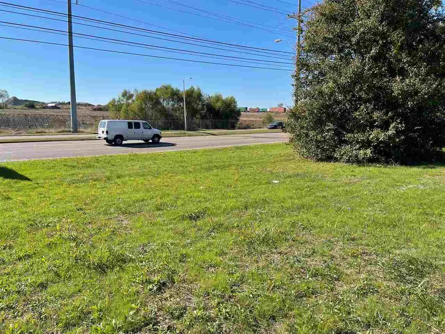 4150 E SHELBY DR E, Memphis, TN 38118 - Image #3