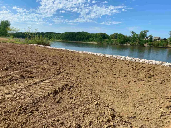 6275 CRAVENS RD, Savannah, TN 38372