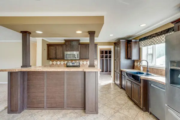 505 BIG BUFFALO ESTATES CIR CIR, Linden, TN 37096