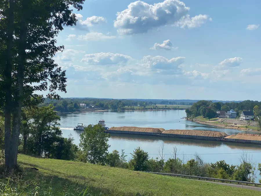 19200 CLIFTON RD, Savannah, TN 38372 - Image #2