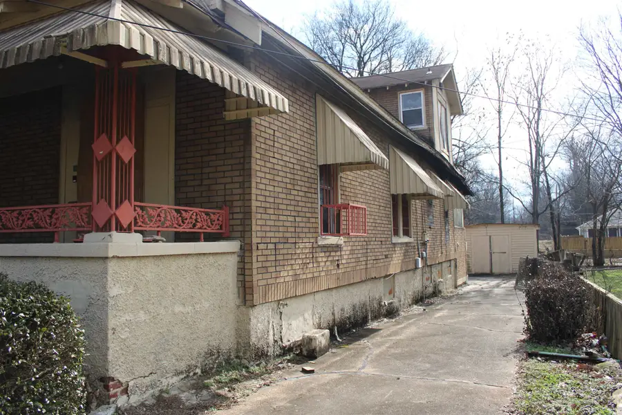 387 GASTON AVE, Memphis, TN 38126 - Image #2