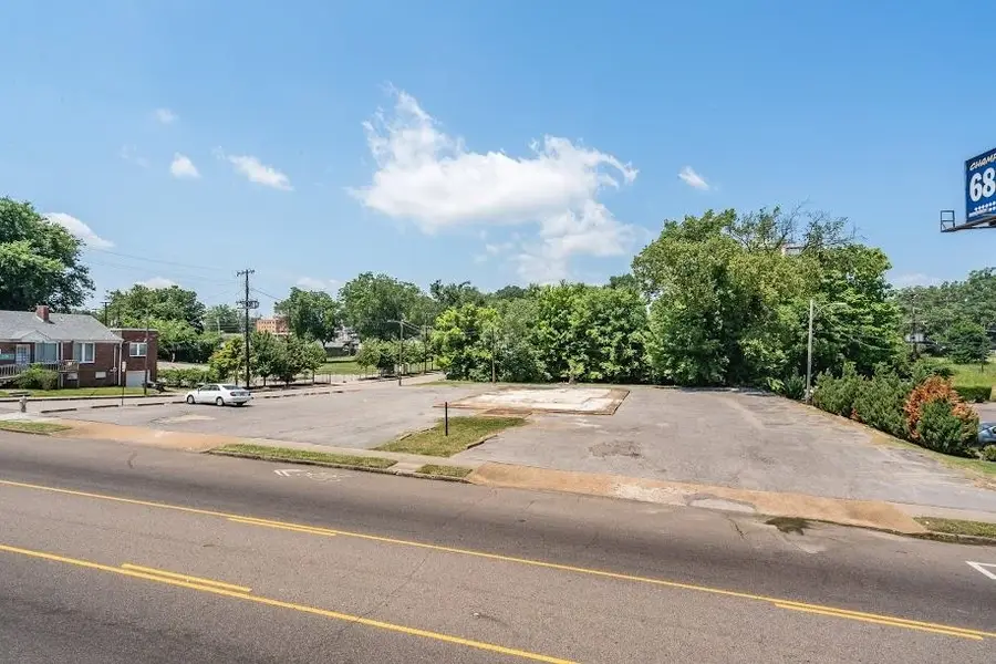 153 N CLEVELAND ST, Memphis, TN 38104 - Image #2