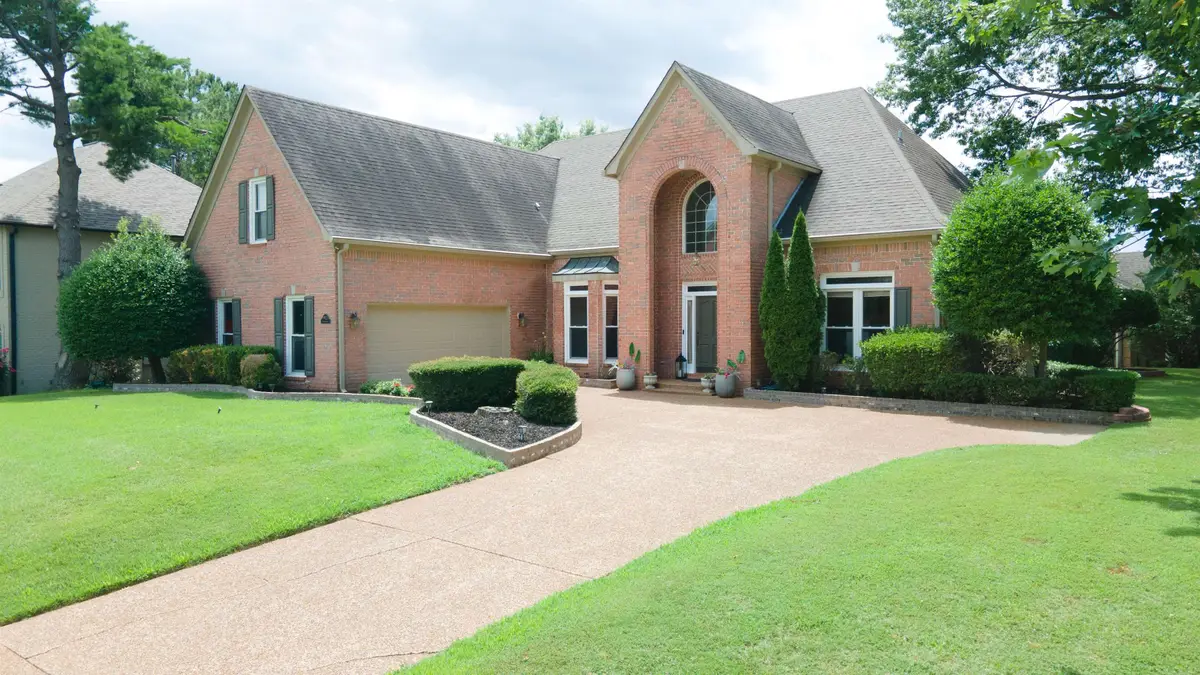 1923 SWYNFORD LN, Collierville, TN 38017 - Image #1