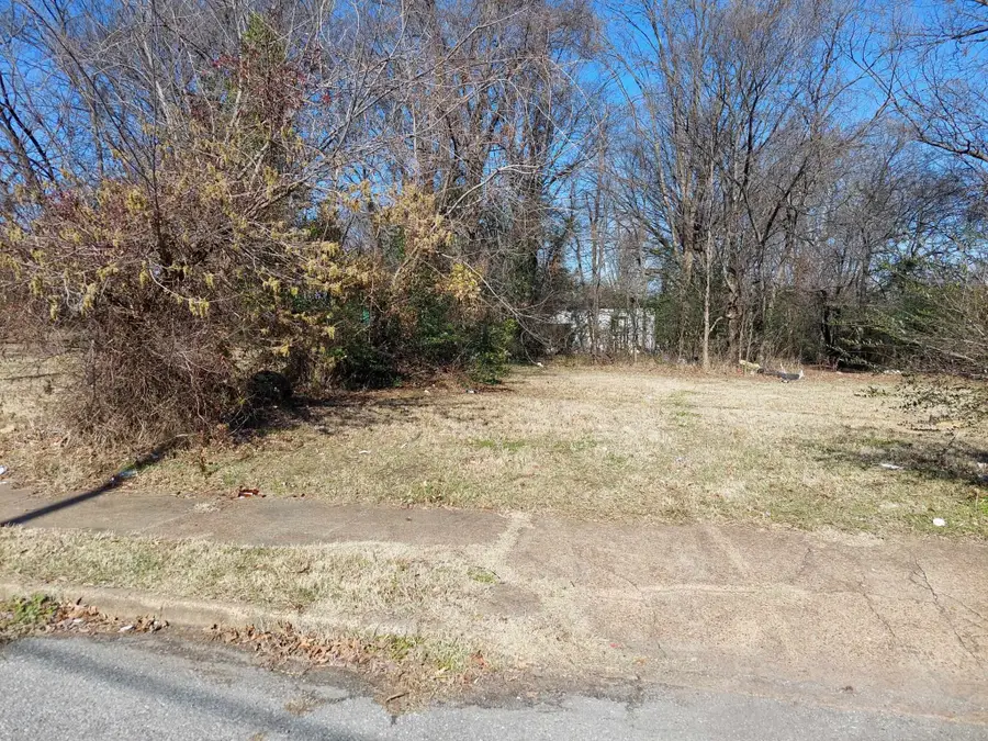 1334 MCMILLAN ST, Memphis, TN 38106 - Image #3