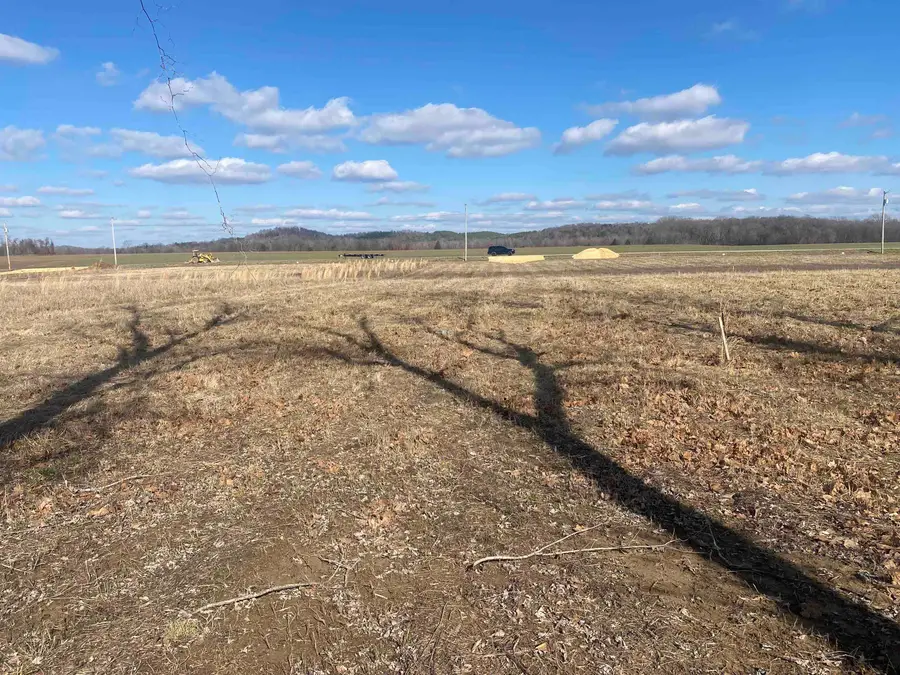 000 HARDIN BOTTOM RIVER RD, Clifton, TN 38425-9999 - Image #3