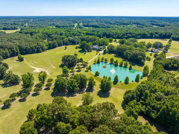 11007 FOURWINDS DR, Eads, TN 38028