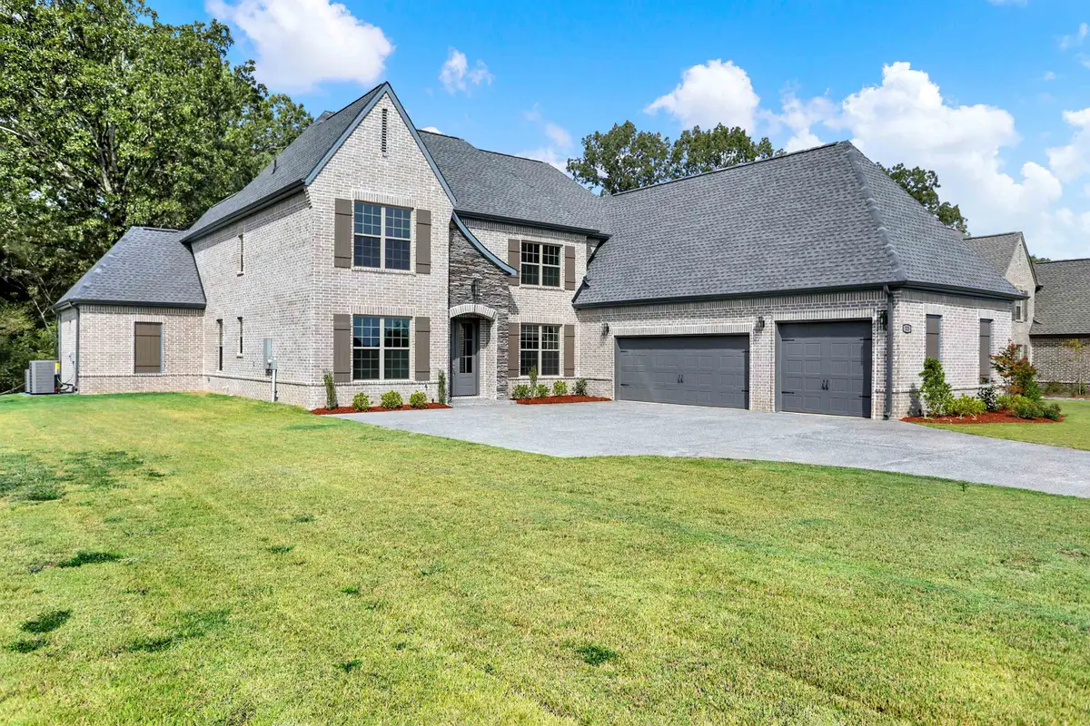 325 WELLINGTON CIR S, Oakland, TN 38068 - #1