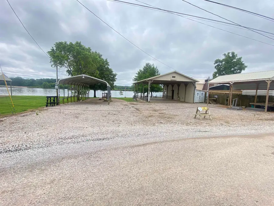 2950 CATFISH LN, Crump, TN 38327 - Image #3