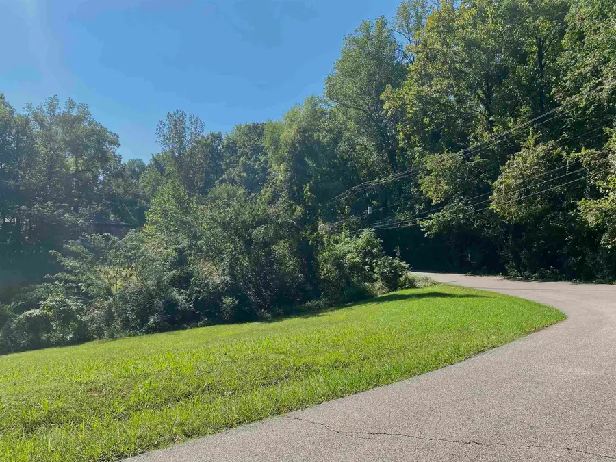 4830 CORO RD, Memphis, TN 38109 - Image #2