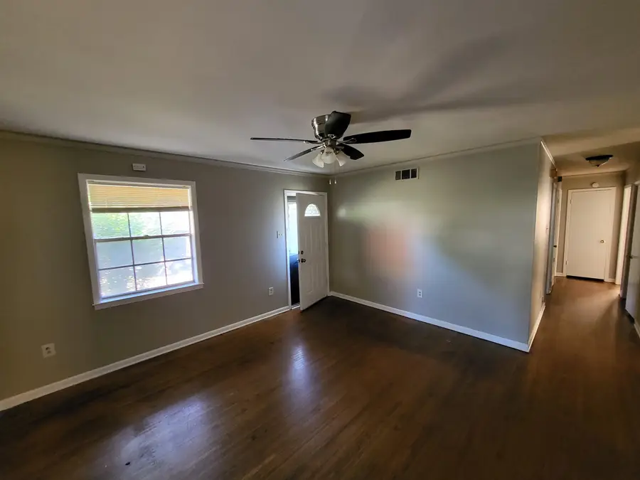 1247 VISTAVIEW CV, Memphis, TN 38127 - Image #2