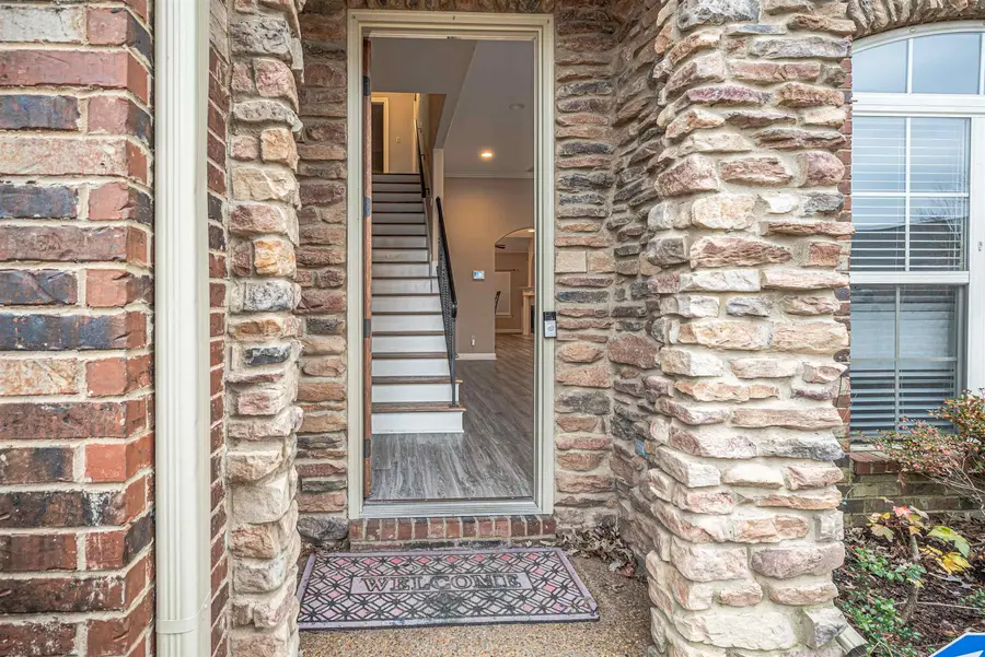 5231 NEWTON OAK CIR, Memphis, TN 38117 - Image #2