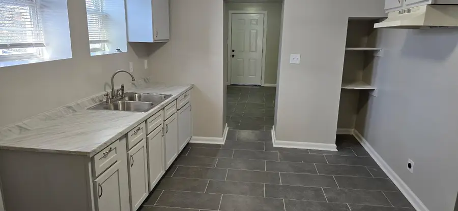 1410 SOUTH AVE, Memphis, TN 38106 - Image #3