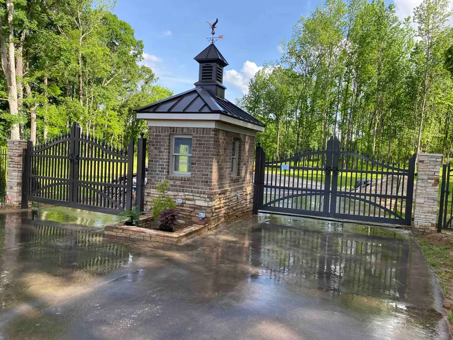 200 CROWN VISTA LN, Piperton, TN 38017-9398 - Image #2