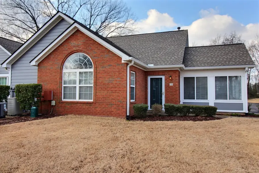 1139 OAK HEIGHTS LN #109, Collierville, TN 38017 - Image #2