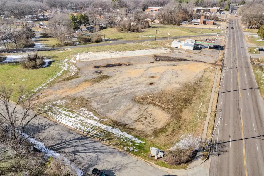 4777 HORN LAKE RD, Memphis, TN 38109 - Image #2