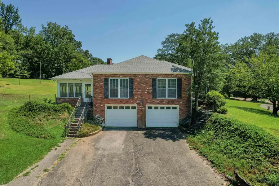 630 E POPLAR AVE, Selmer, TN 38375 - Image #2