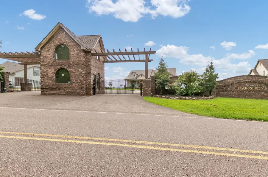 24 HIGH POINTE DR, Savannah, TN 38372 - Image #2