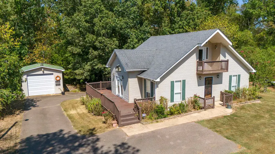 720 RIVERSIDE LN, Crump, TN 38327 - Image #2