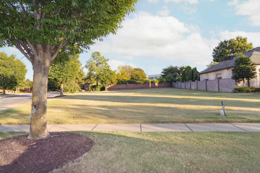 114 FOUNDERS LN, Memphis, TN 38103 - Image #2