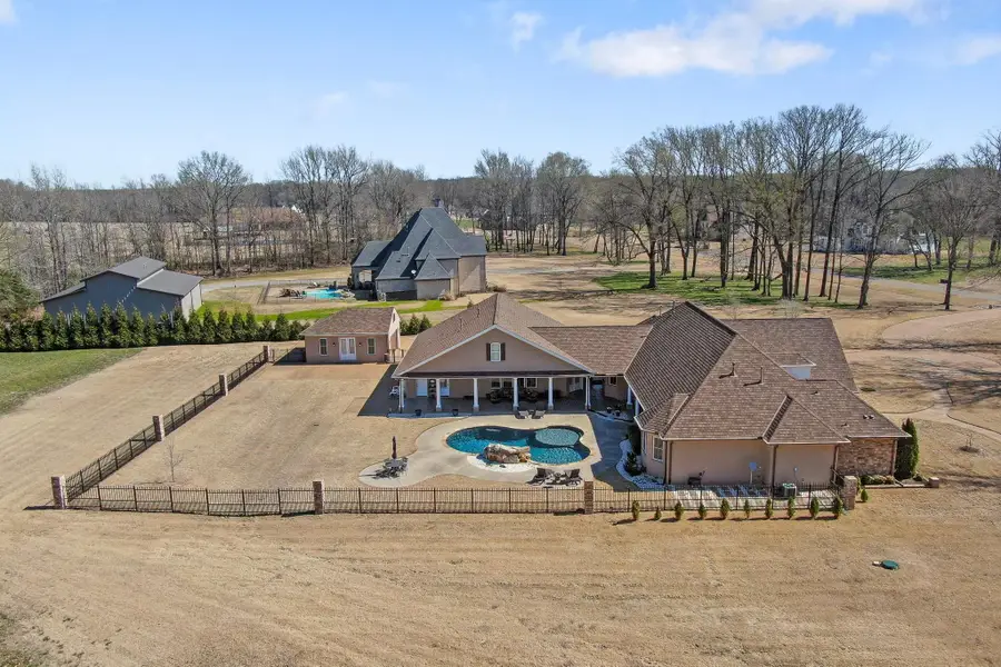 235 AMHERST DR, Arlington, TN 38002 - Image #3