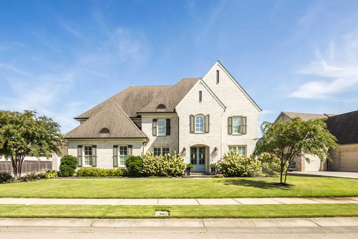 1686 PREAKNESS RUN LN, Collierville, TN 38017 - Image #1