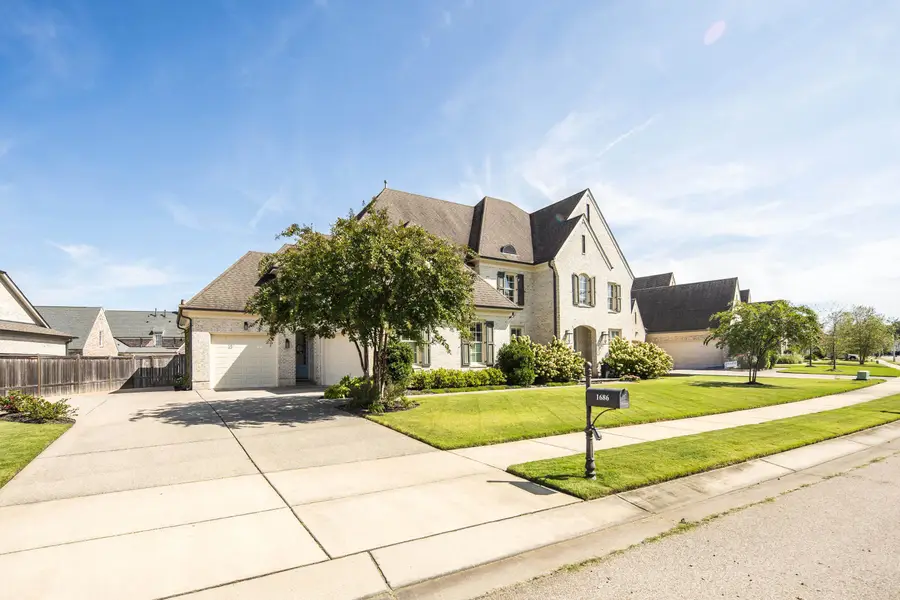 1686 PREAKNESS RUN LN, Collierville, TN 38017 - Image #2