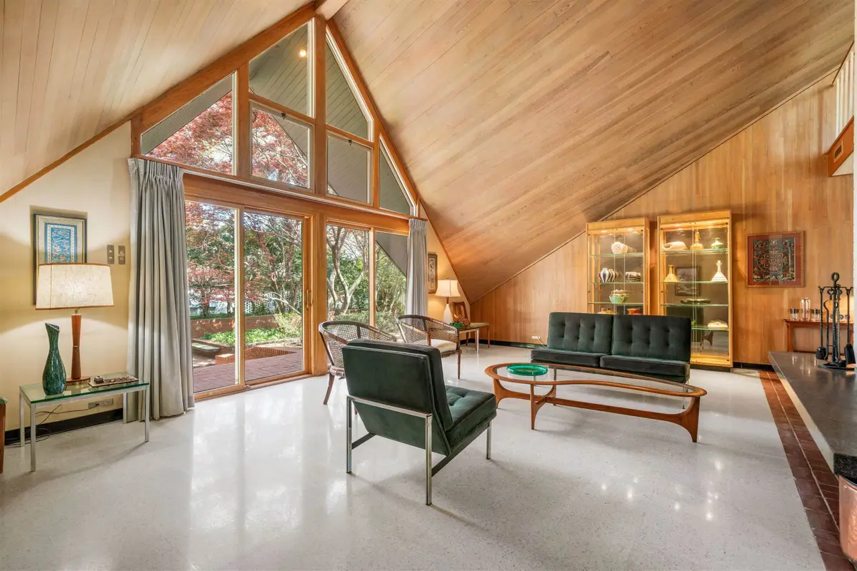 150 WARING RD, Memphis, TN 38117 - Image #1