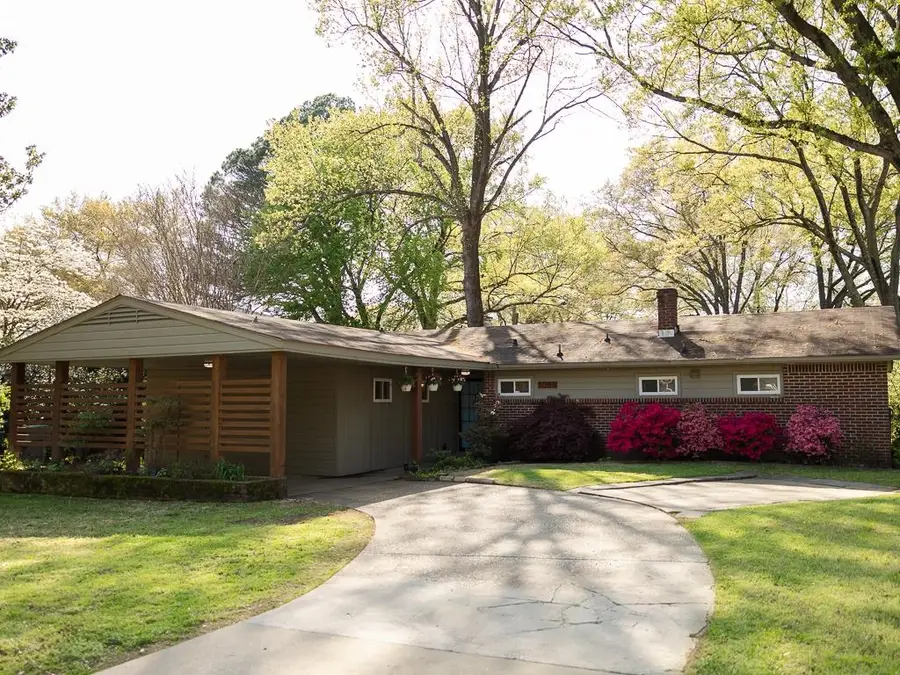 1089 IVY RD, Memphis, TN 38117 - Image #3