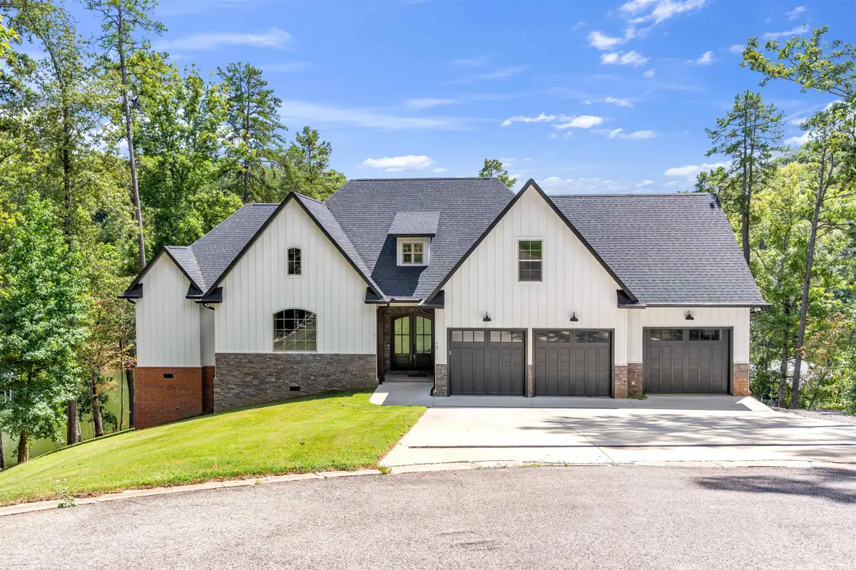 70 NATIVE LEAF CV, Savannah, TN 38372 - #1