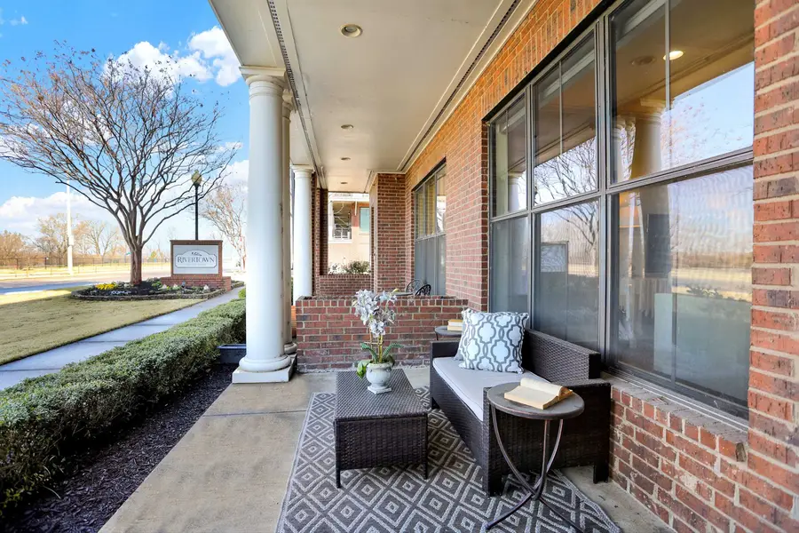 358 N ISLAND DR #105, Memphis, TN 38103 - Image #2