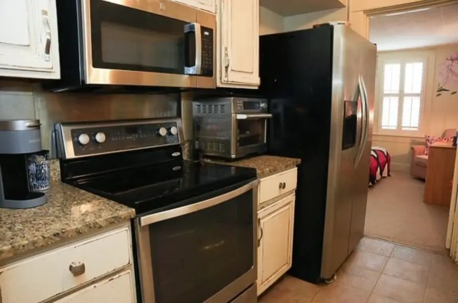 1486 EASTMORELAND AVE, Memphis, TN 38104 - Image #3