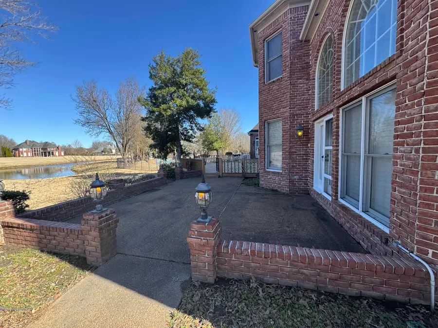 9500 PLANTATION LAKE RD, Collierville, TN 38017 - Image #2