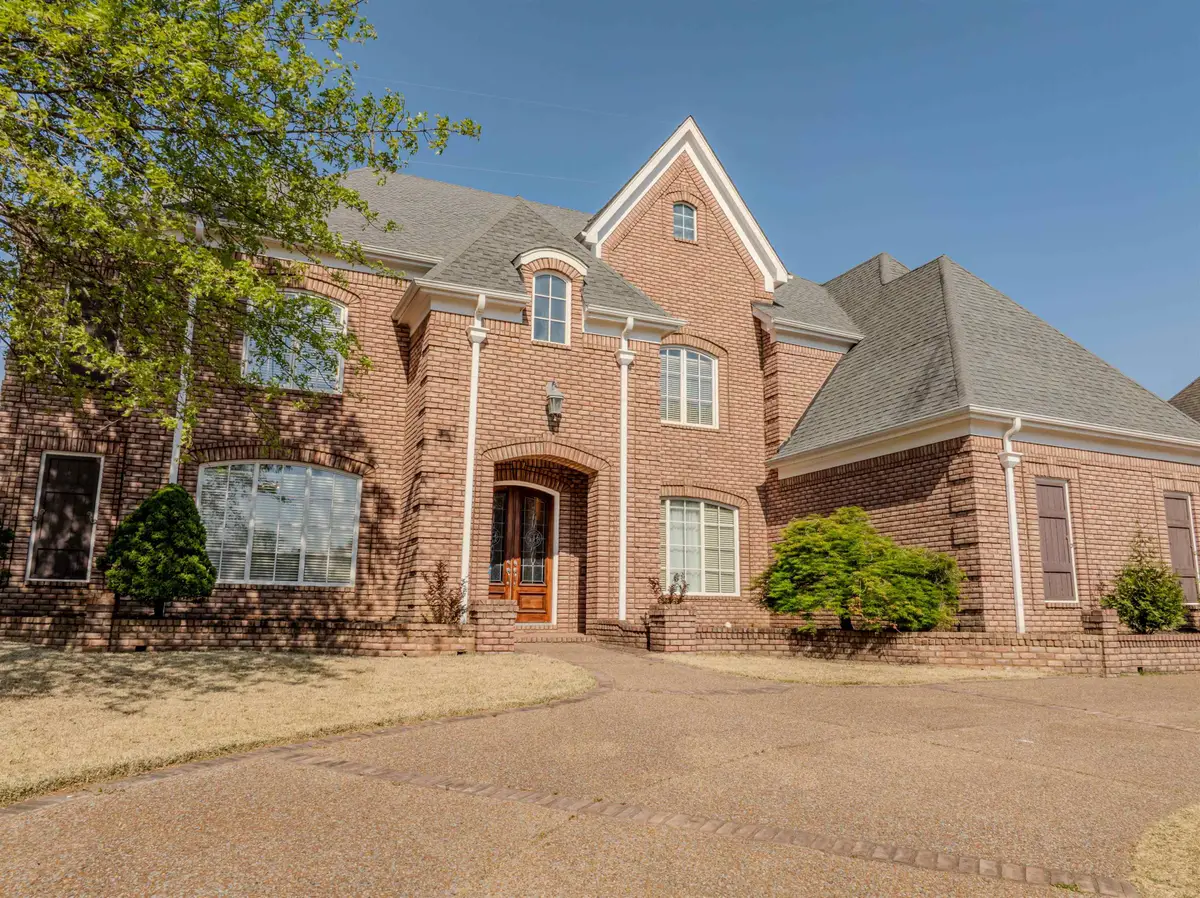 1042 WOODLAND RIDGE DR, Cordova, TN 38018 - Image #1