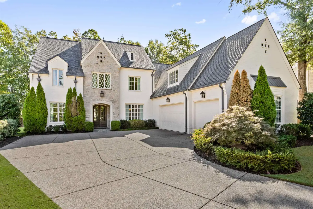 1217 S DUBRAY PL, Collierville, TN 38017 - Image #1