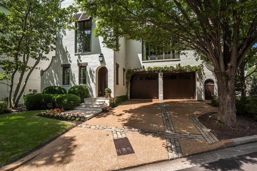 551 MAGNOLIA MOUND DR, Memphis, TN 38103 - Image #2