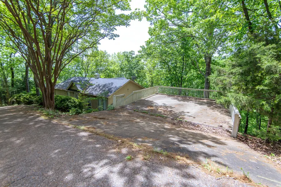 1720 POINT GRAND DR, Savannah, TN 38365 - Image #3