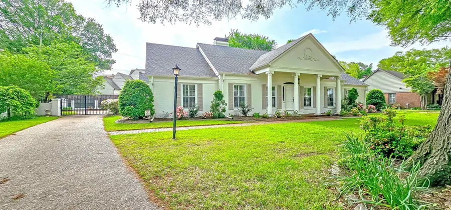 154 PERKINS EXT, Memphis, TN 38117 - Image #2