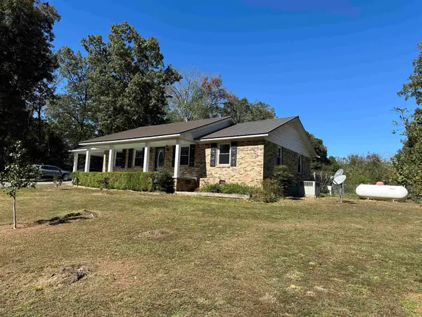 155 LEWTER ROAD RD, Crump, TN 38327
