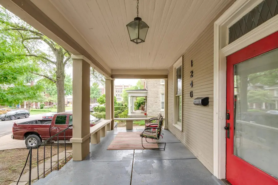 1246 VINTON AVE, Memphis, TN 38104 - Image #2